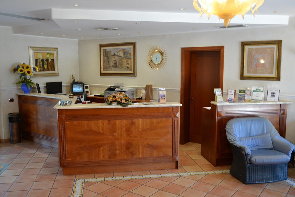 Villa Luigi Hotel & Restaurant Nuova Gestione Villa Rosa Di Martinsicuro Εξωτερικό φωτογραφία