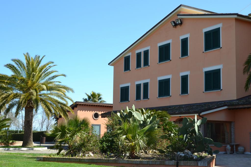 Villa Luigi Hotel & Restaurant Nuova Gestione Villa Rosa Di Martinsicuro Εξωτερικό φωτογραφία