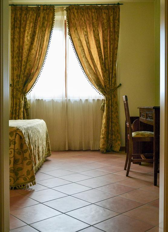 Villa Luigi Hotel & Restaurant Nuova Gestione Villa Rosa Di Martinsicuro Δωμάτιο φωτογραφία