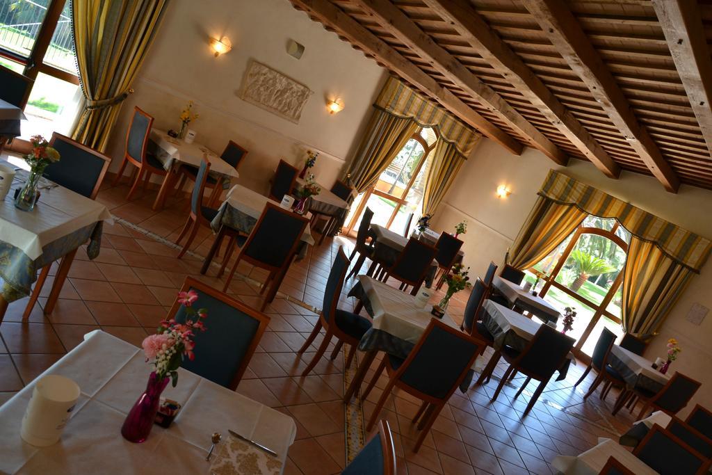 Villa Luigi Hotel & Restaurant Nuova Gestione Villa Rosa Di Martinsicuro Εξωτερικό φωτογραφία