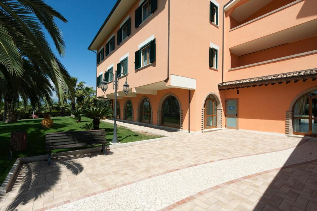 Villa Luigi Hotel & Restaurant Nuova Gestione Villa Rosa Di Martinsicuro Εξωτερικό φωτογραφία