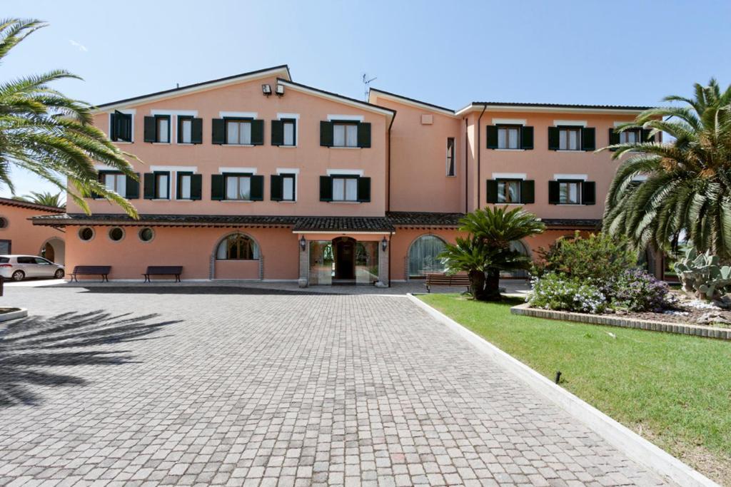 Villa Luigi Hotel & Restaurant Nuova Gestione Villa Rosa Di Martinsicuro Εξωτερικό φωτογραφία