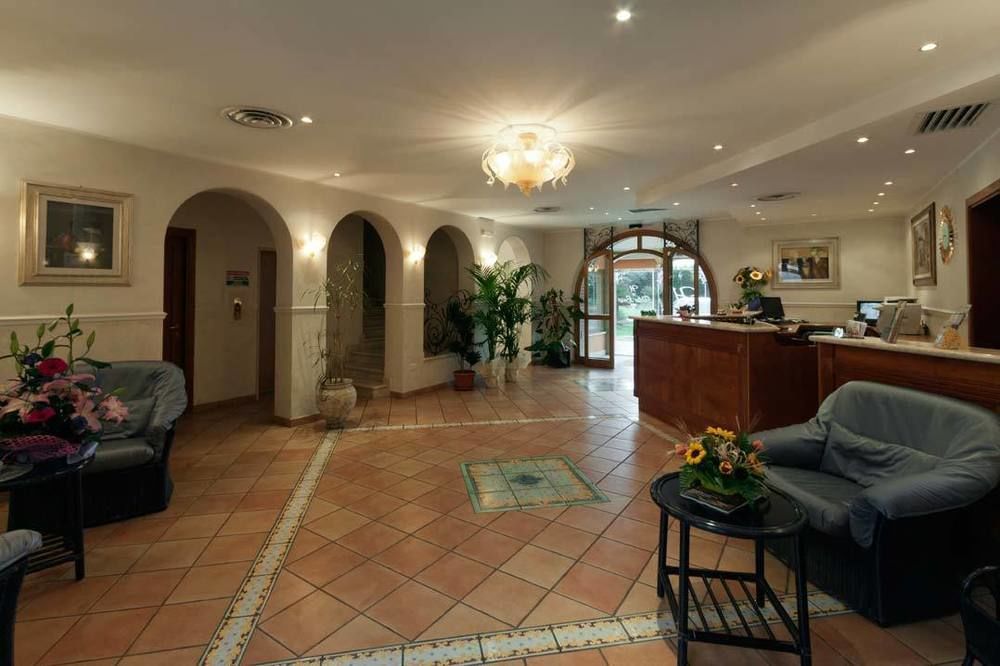 Villa Luigi Hotel & Restaurant Nuova Gestione Villa Rosa Di Martinsicuro Εξωτερικό φωτογραφία