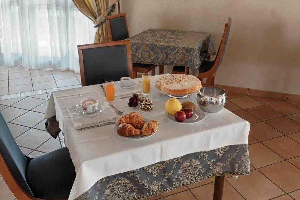 Villa Luigi Hotel & Restaurant Nuova Gestione Villa Rosa Di Martinsicuro Εξωτερικό φωτογραφία